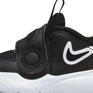 Nike Kids Black and White Sneakers